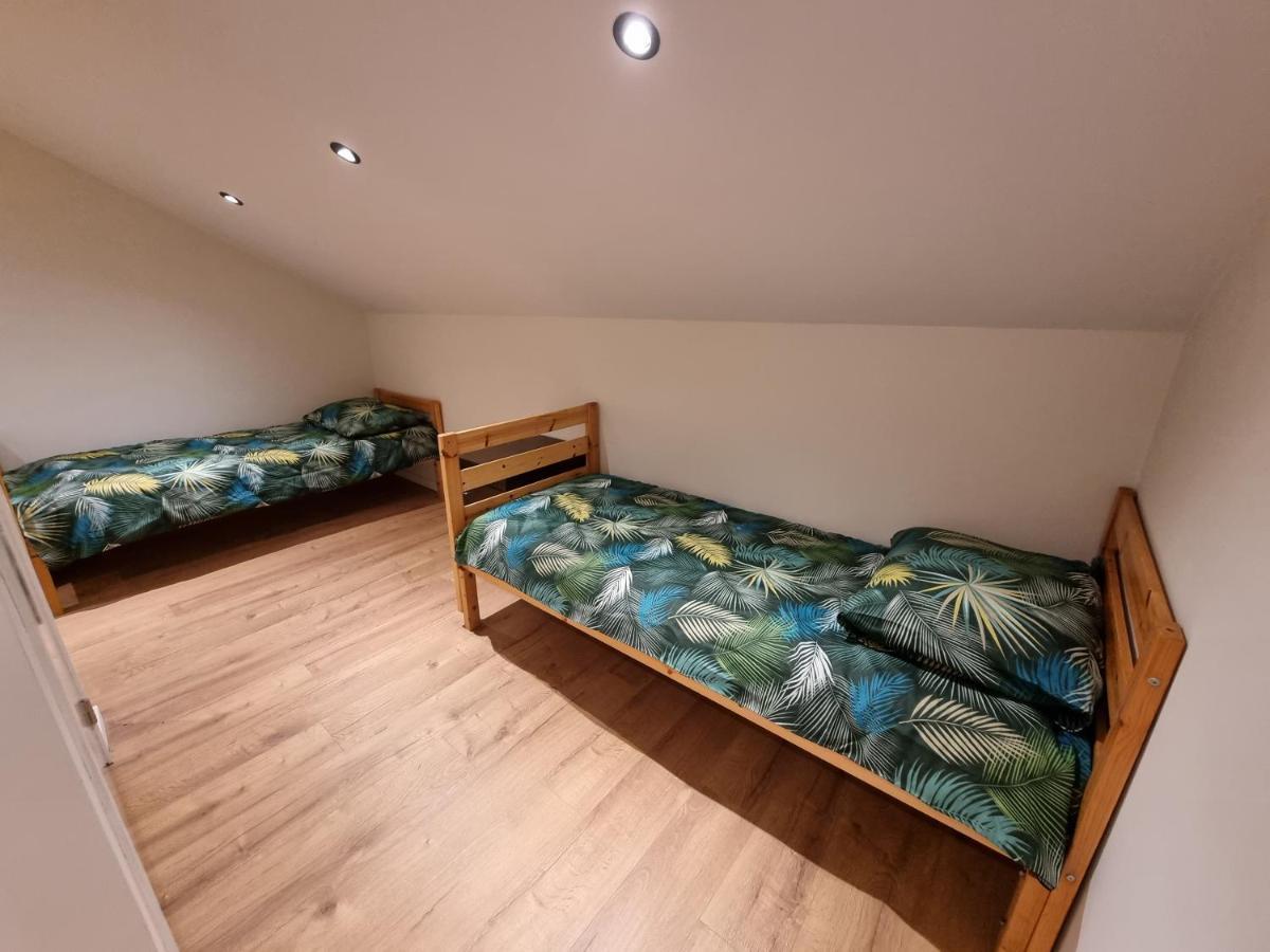 Apartamento Susberg 4 NeerNeerpelt Exterior foto